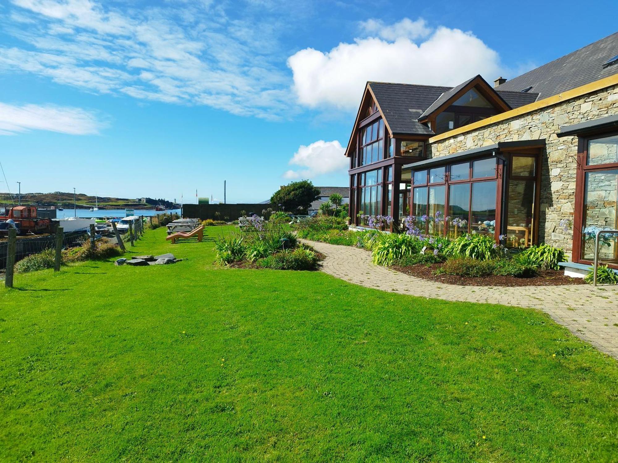 Inishbofin House Hotel Eksteriør bilde